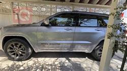 جیپ گراند شیرۆکی